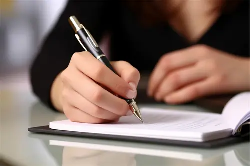 工地老板涉嫌什么法律法规